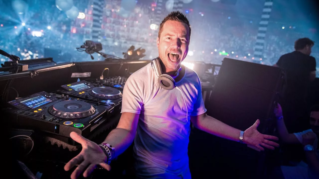 Выбор DJ-контроллера: от домашних экспериментов до профессиональных сетов