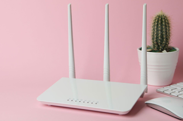 Почему современные Wi-Fi роутеры всё равно лагуют и как устроена их загрузка